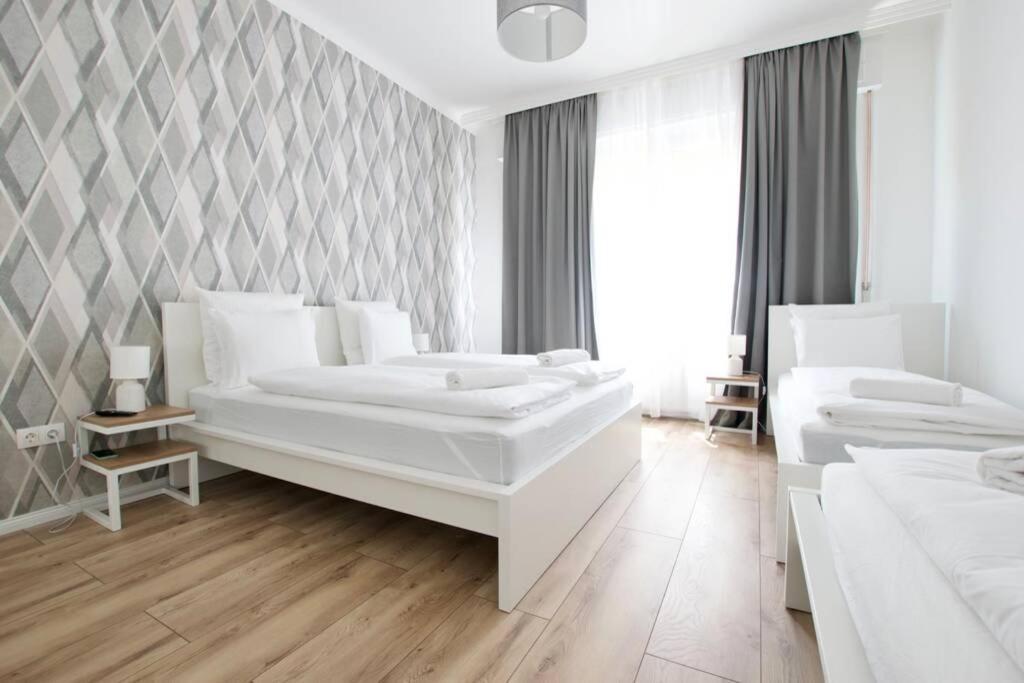Premium Apartment By Hi5-Vaci Str. 3 Bedroom Budapest Ngoại thất bức ảnh